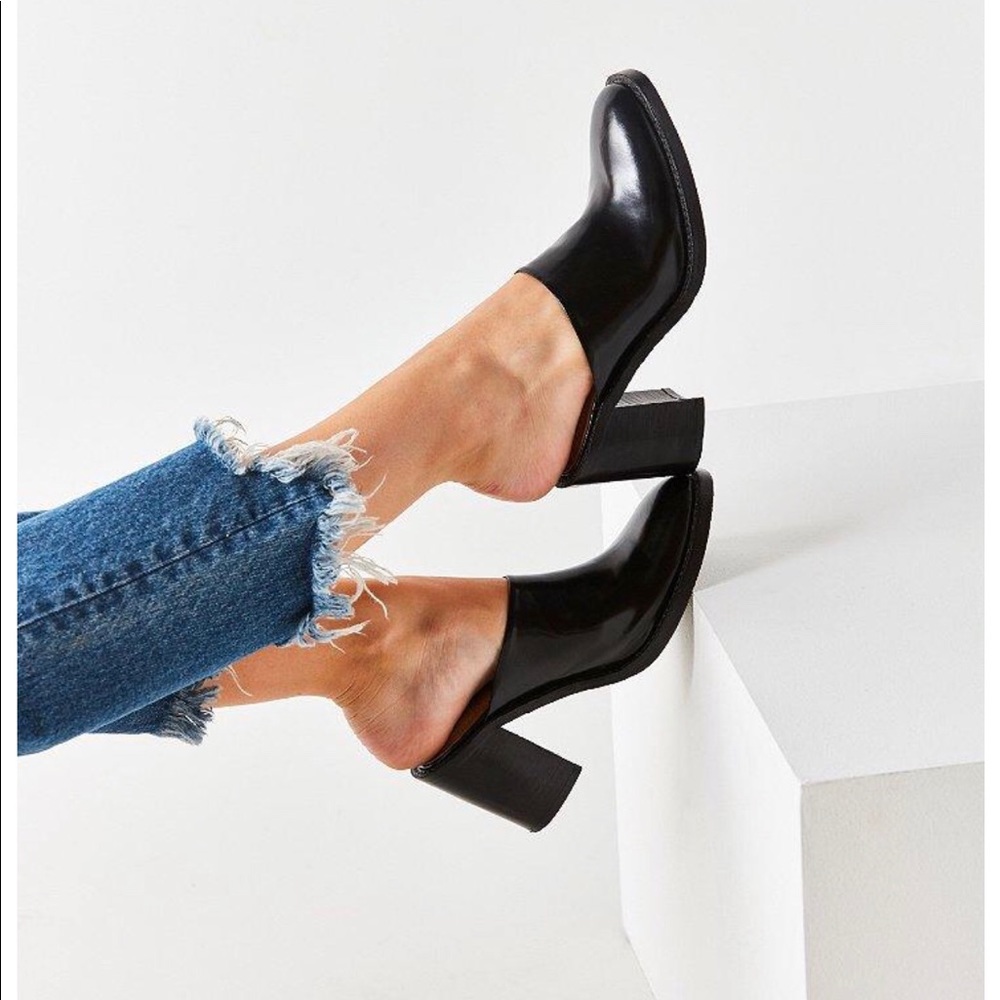 Jeffrey Campbell Deepika Mule Heel